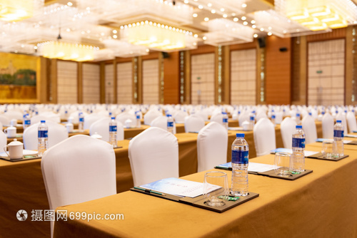 高效會議，從專業(yè)空間開始——酒店會議室，您的理想之選